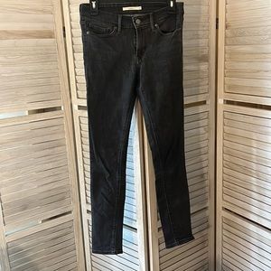 Women’s Levi Jeans